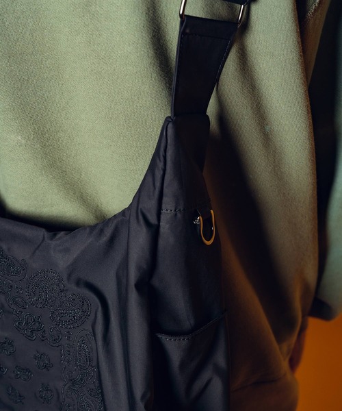 Subciety(サブサエティ)の「Ordinary days shoulder bag(ショルダーバッグ・メンズ・ブラック/ブラック系その他2/ブラック系その他3・FREE)」の14枚目の写真