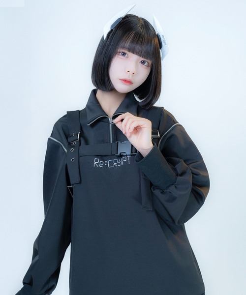 Re:CRYPT(リクリプト)の「2WAYハーネス ハーフジップスウェット / 裏毛 オーバーサイズ フロントロゴ(スウェット・レディース・ブラック・F)」の17枚目の写真