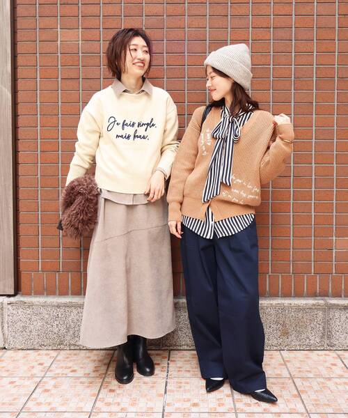 le.coeur blanc（ルクールブラン）の「メッセージ刺繍プルオーバー（ニット/セーター・レディース・キャメル/グレー/アイボリー・38）」の11枚目の写真