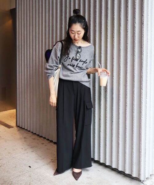 le.coeur blanc（ルクールブラン）の「メッセージ刺繍プルオーバー（ニット/セーター・レディース・キャメル/グレー/アイボリー・38）」の9枚目の写真