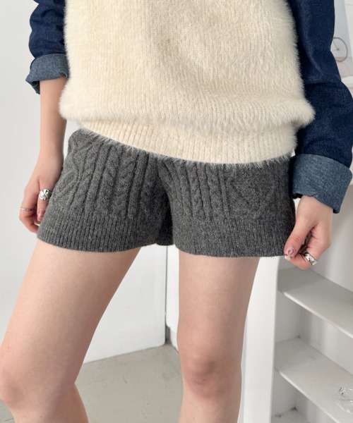 SOLLON.(ソルロン)の「ケーブルニットホットパンツ(その他パンツ・レディース・アイボリー/ブラック/グレー/チャコールグレー・FREE)」の22枚目の写真