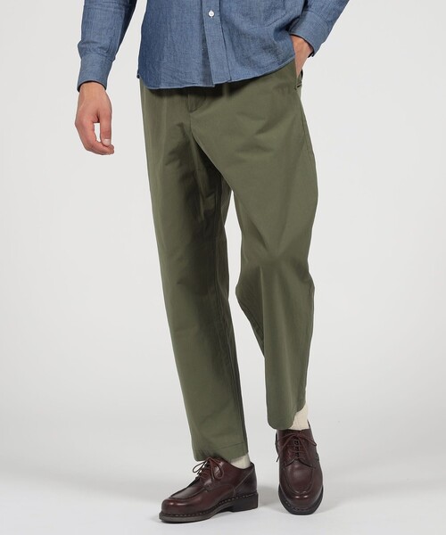 TOMORROWLAND （トゥモローランド）の「80/2スーピマコットン イージーパンツ BORGHI（チノパンツ・メンズ・ブラック/カーキ・M/L/S）」の3枚目の写真