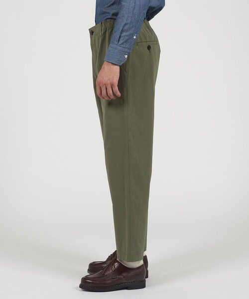 TOMORROWLAND （トゥモローランド）の「80/2スーピマコットン イージーパンツ BORGHI（チノパンツ・メンズ・ブラック/カーキ・M/L/S）」の5枚目の写真