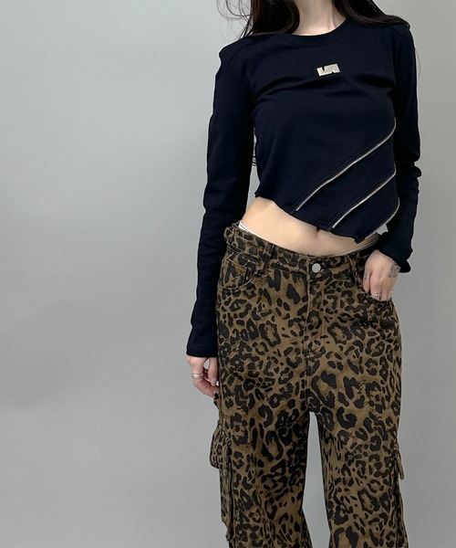 FOLLOWIN(フォロウィン)の「2color/レオパードワイドカーゴパンツ(カーゴパンツ・レディース・ベージュ/グリーン・SMALL/MEDIUM/LARGE)」の8枚目の写真