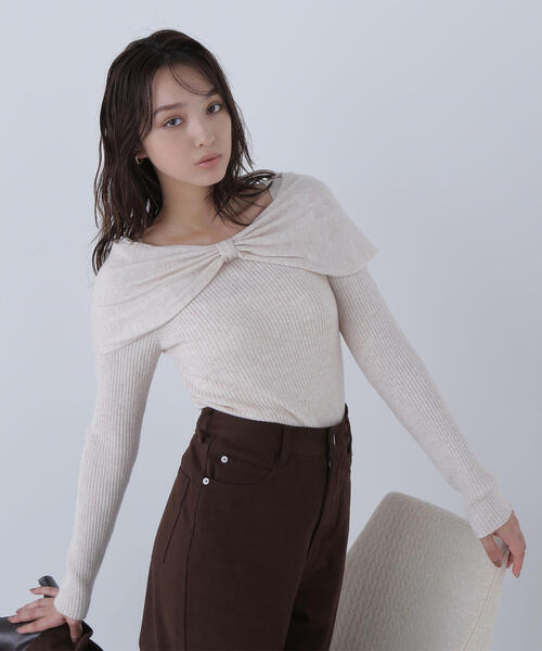 NATURAL BEAUTY BASIC(ナチュラルビューティーベーシック)の「◇フロントリボンニット(ニット/セーター・レディース・オフホワイト/グレー/ブラック・FREE)」の1枚目の写真