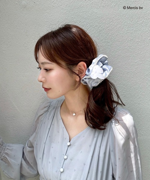 MIIA（ミーア）の「miffy 総柄パールシュシュ（ショルダーバッグ・レディース・ブラック/ブルー/ベージュ・FREE）」の5枚目の写真