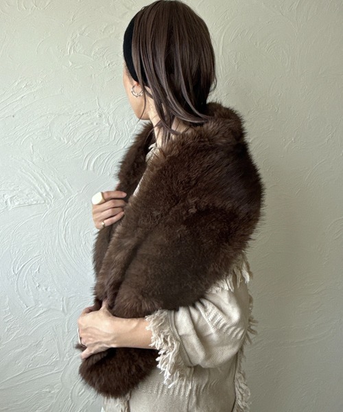 deux amour（ドゥーザムール）の「フェイクファーストール（ストール