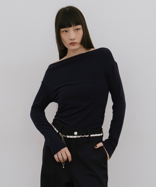 HANNE(アン)の「ドレープネックオフショルダーロンTEE(Tシャツ/カットソー・レディース・ホワイト/ネイビー/ブラック・FREE)」の1枚目の写真
