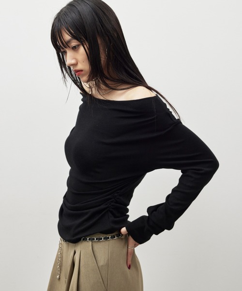 HANNE(アン)の「ドレープネックオフショルダーロンTEE(Tシャツ/カットソー・レディース・ホワイト/ネイビー/ブラック・FREE)」の11枚目の写真