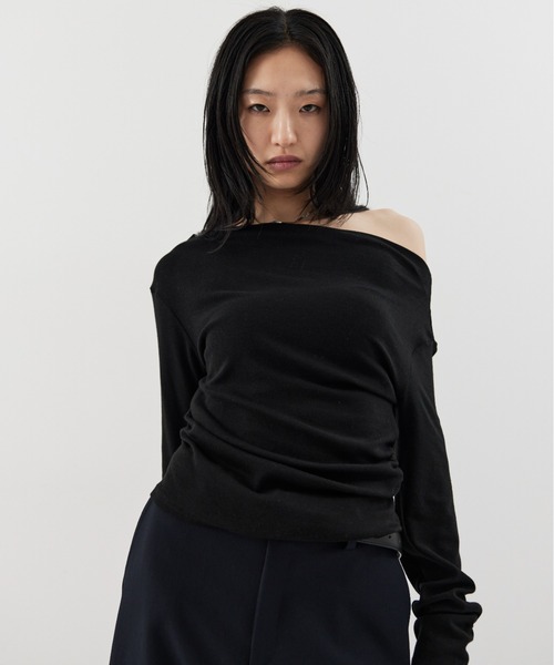 HANNE(アン)の「ドレープネックオフショルダーロンTEE(Tシャツ/カットソー・レディース・ホワイト/ネイビー/ブラック・FREE)」の21枚目の写真