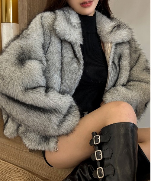 ViViDAY（ビビデー）の「【新色追加】エコファーコート（ブルゾン・レディース・グレー/ブラウン/ベージュ・M）」の11枚目の写真