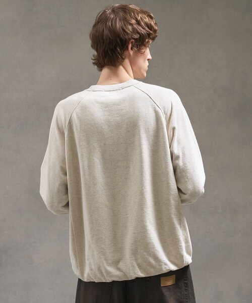 PUBLIC TOKYO（パブリックトウキョウ）の「PUBLIC SWEATノンリブソフトバルーンスウェット（スウェット・メンズ・アイボリー/ブラック/グレー・1/2）」の8枚目の写真