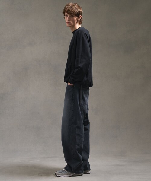 PUBLIC TOKYO（パブリックトウキョウ）の「PUBLIC SWEATノンリブソフトバルーンスウェット（スウェット・メンズ・アイボリー/ブラック/グレー・1/2）」の19枚目の写真