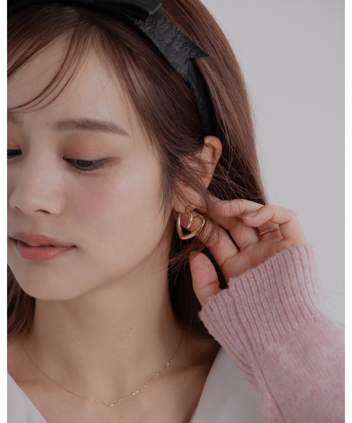 JUMELLE(ジュメロ)の「ニュアンスピアス(ピアス(両耳用)・レディース・シルバー/ゴールド・FREE)」の4枚目の写真