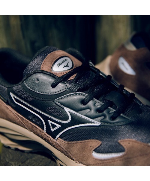 MIZUNO WAVE RIDER β GTX（ミズノ ウエーブライダー ベータ ゴアテック