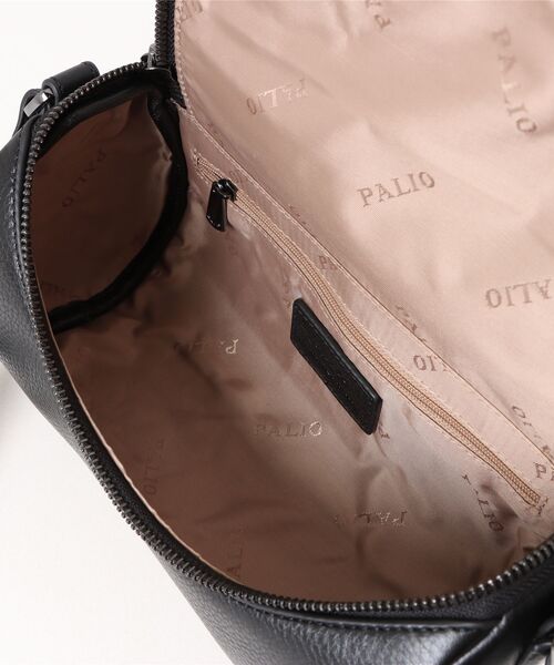 PALIO(パリオ)の「【PALIO】ロロアシリーズ ロール型ミニショルダー(ショルダーバッグ・レディース・ダークブラウン/レッド/ブラック・FREE)」の12枚目の写真