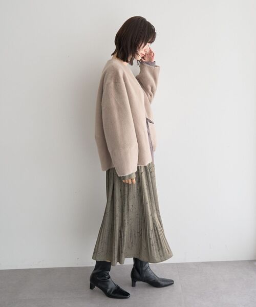 【極美品】イェッカヴェッカ ボリューム袖フェイクファーコート 現行 完売品 人気 セール】ボリューム袖フェイクファーコート（その他アウター）｜YECCA