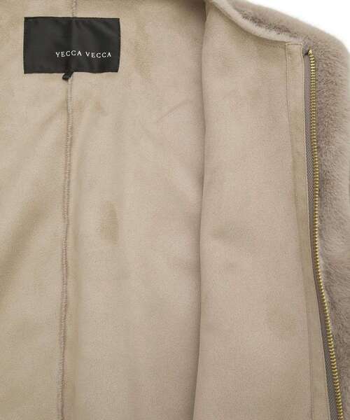 YECCA VECCA（イェッカヴェッカ）の「ボリューム袖フェイクファーコート（その他アウター・レディース・モカ/ライトベージュ・FREE）」の10枚目の写真