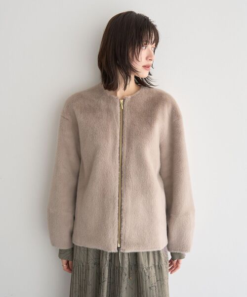 YECCA VECCA（イェッカヴェッカ）の「ボリューム袖フェイクファーコート（その他アウター・レディース・モカ/ライトベージュ・FREE）」の16枚目の写真