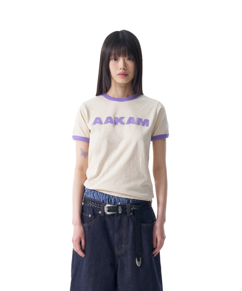 AAKAM(アーカム)の「Logo Patch Ringer Top (Cream-Purple)(Tシャツ/カットソー・レディース・その他・1/2)」の2枚目の写真