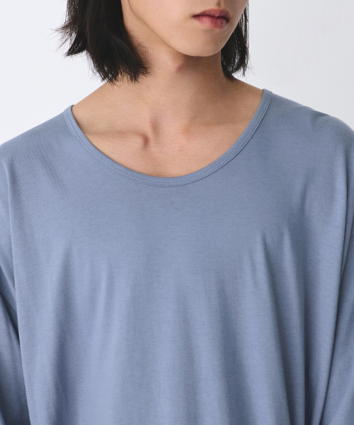 MUSINSA STANDARD（ムシンサスタンダード）の「リラックスドCRスクープネックTシャツ[ブルーグレー]（Tシャツ/カットソー・メンズ・その他・SMALL/MEDIUM/LARGE/X-LARGE/XX-LARGE）」の4枚目の写真