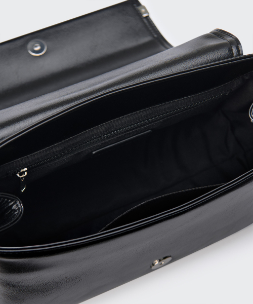 MUSINSA STANDARD WOMAN（ムシンサスタンダードウーマン）の「スクエアエンベロープショルダーバッグ[ブラック]（ショルダーバッグ・レディース・その他・FREE）」の7枚目の写真