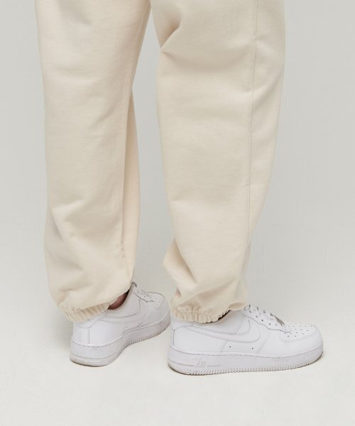 MUSINSA STANDARD WOMAN(ムシンサスタンダードウーマン)の「レディースリラックススウェットパンツ【エッグレット】(スウェットパンツ・レディース・その他・SMALL/MEDIUM/LARGE/X-SMALL)」の7枚目の写真