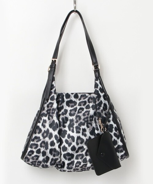 fredy emue（フレディエミュ）の「撥水ベルトハンドルナイロンショルダーバッグ（ショルダーバッグ・レディース・ブラウン系その他/ブラック・FREE）」の12枚目の写真