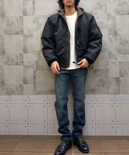 BACK NUMBER(バックナンバー)の「【BACK NUMBER】ビッグシルエットMA-1ブルゾン (カジュアルスタイル / 洗練デザイン / 軽量保温 / レイヤリング)(MA-1・メンズ・ブラック/グレー・L/XL/M)」の20枚目の写真