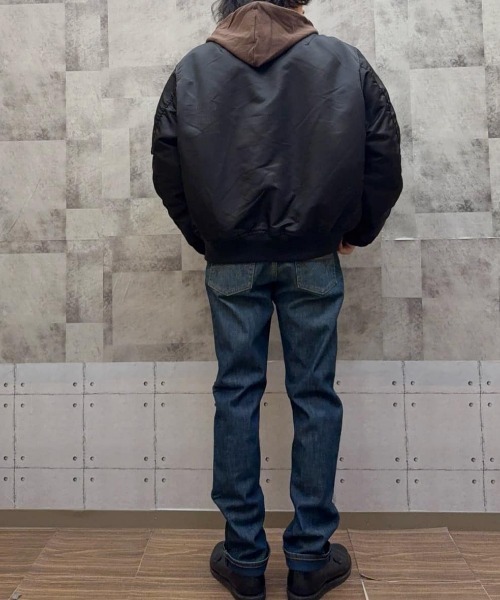 BACK NUMBER(バックナンバー)の「【BACK NUMBER】ビッグシルエットMA-1ブルゾン (カジュアルスタイル / 洗練デザイン / 軽量保温 / レイヤリング)(MA-1・メンズ・ブラック/グレー・L/XL/M)」の22枚目の写真