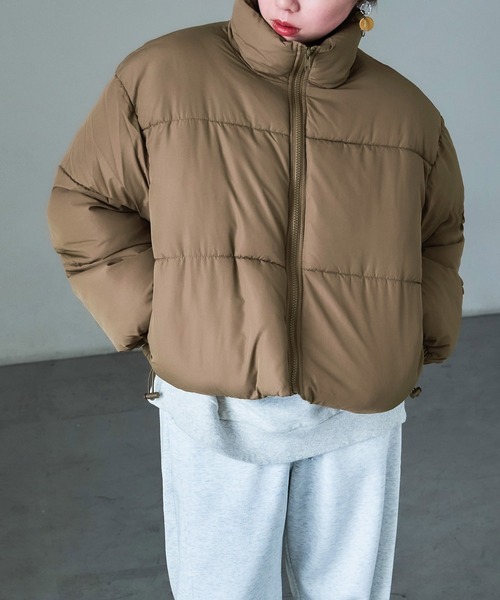 Fashion Letter(ファッションレター)の「ショート丈 パフジャケット(ダウンジャケット/コート・レディース・ブラック/オフホワイト/モカ・M/L)」の4枚目の写真