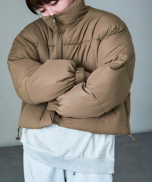 Fashion Letter(ファッションレター)の「ショート丈 パフジャケット(ダウンジャケット/コート・レディース・ブラック/オフホワイト/モカ・M/L)」の5枚目の写真