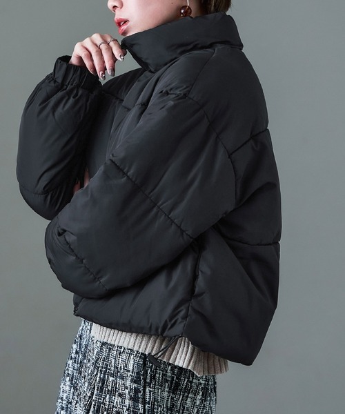 Fashion Letter(ファッションレター)の「ショート丈 パフジャケット(ダウンジャケット/コート・レディース・ブラック/オフホワイト/モカ・M/L)」の18枚目の写真