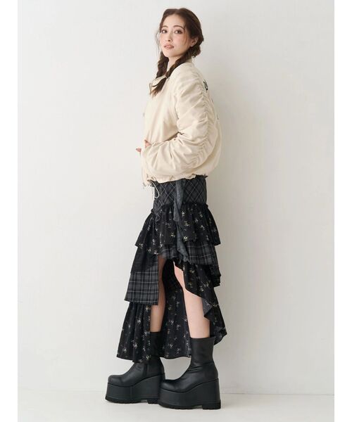 EVRIS（エヴリス）の「ミックスドッキングアシンメトリースカート（スカート・レディース・その他1/ホワイト・FREE）」の9枚目の写真