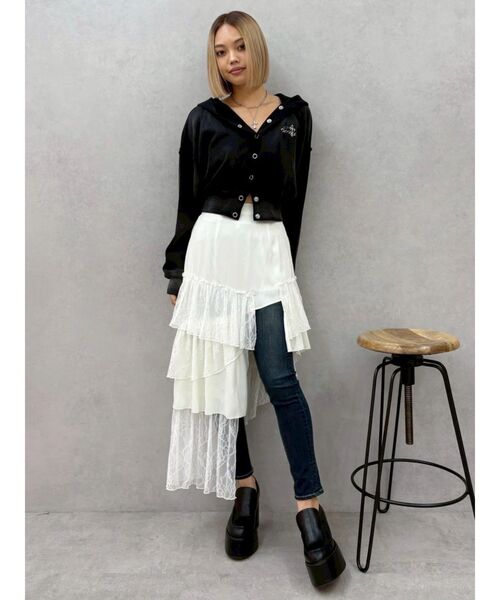 EVRIS(エヴリス)の「ミックスドッキングアシンメトリースカート(スカート・レディース・その他1/ホワイト・FREE)」の4枚目の写真