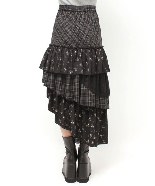 EVRIS(エヴリス)の「ミックスドッキングアシンメトリースカート(スカート・レディース・その他1/ホワイト・FREE)」の18枚目の写真