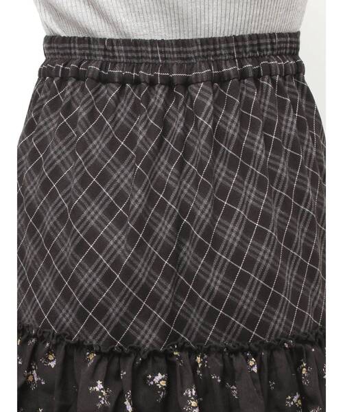 EVRIS(エヴリス)の「ミックスドッキングアシンメトリースカート(スカート・レディース・その他1/ホワイト・FREE)」の19枚目の写真