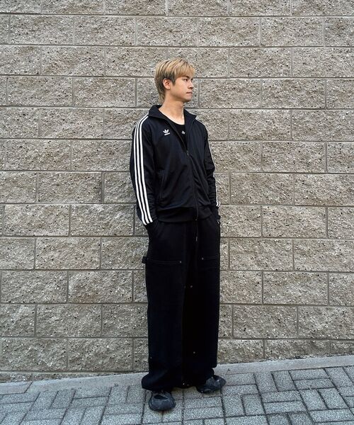 JUAN HOMME(ジュアンオム)の「ダブルニーカーペンタースウェットパンツ(ブラック)(スウェットパンツ・メンズ・その他・MEDIUM/LARGE/SMALL)」の16枚目の写真