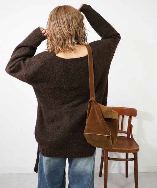 gossara（ゴサラ）の「マフラー付きVネックニット（ニット/セーター・レディース・ブラウン/グレー/カーキ・FREE）」の9枚目の写真