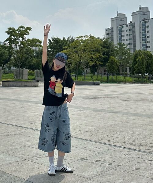 LAUGHER（ラファー）の「[PAT&MAT] ベストフレンドTシャツ - ブラック（Tシャツ/カットソー・レディース・ブラック・MEDIUM/X-LARGE/LARGE）」の22枚目の写真