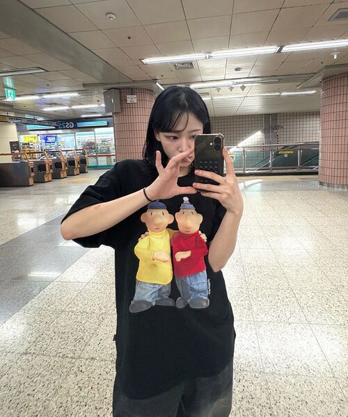 LAUGHER（ラファー）の「[PAT&MAT] ベストフレンドTシャツ - ブラック（Tシャツ/カットソー・レディース・ブラック・MEDIUM/X-LARGE/LARGE）」の3枚目の写真