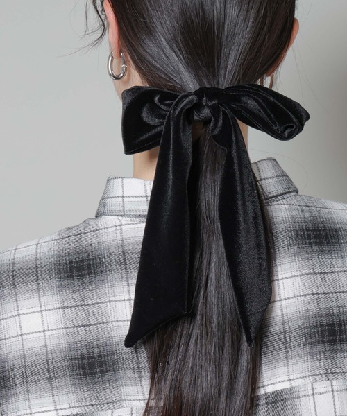NANO universe(ナノユニバース)の「ベロアリボンヘアゴム(ヘアゴム・レディース・ブラウン/ブラック・F)」の2枚目の写真