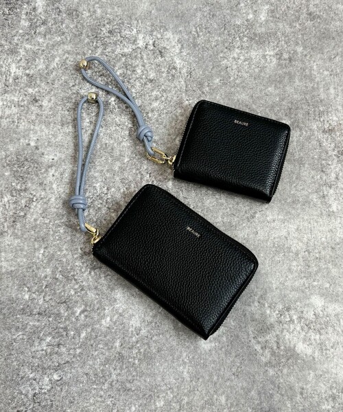 fredy emue（フレディエミュ）の「【WEB限定】【BEAURE/ビュレ】レザーストラップウォレット L（財布・レディース・シルバー/ブラック/グレイッシュベージュ・FREE）」の13枚目の写真