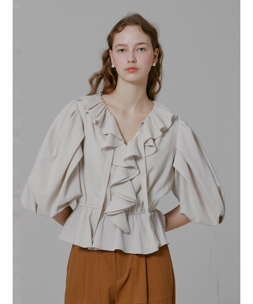 Manon Ruffle Volume Sleeve Blouse_Beige