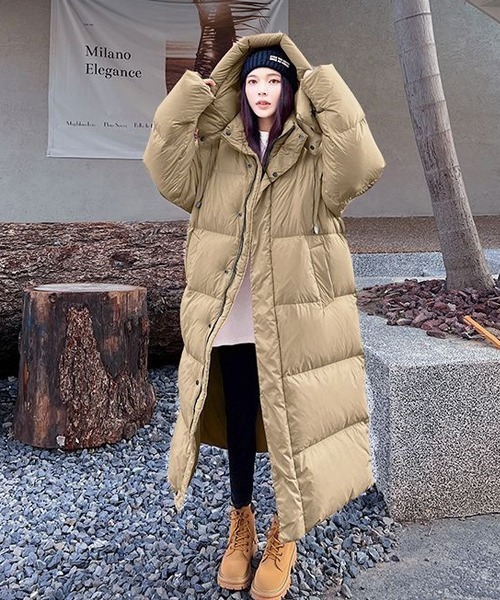 Ressaca（レサーカ）の「フード付きロングダウンジャケット（ダウンジャケット/コート・レディース・ベージュ/ホワイト/ブラック・M）」の9枚目の写真