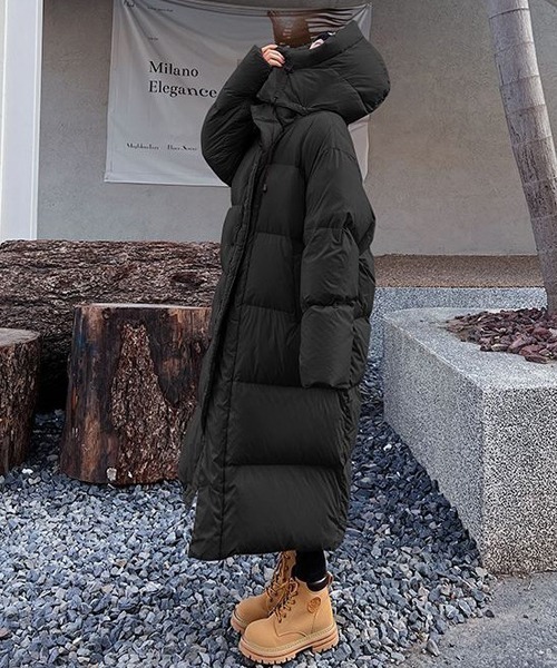 Ressaca（レサーカ）の「フード付きロングダウンジャケット（ダウンジャケット/コート・レディース・ベージュ/ホワイト/ブラック・M）」の4枚目の写真