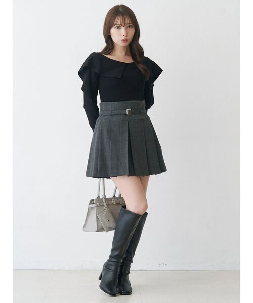 MERCURYDUO(マーキュリーデュオ)の「ベルト付きチェックプリーツミニスカパン(スカート・レディース・ブラック/グレー・SMALL/MEDIUM)」の5枚目の写真