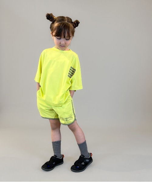 GROOVY COLORS(グルービーカラーズ)の「CoolMax GAME Shorts(その他パンツ・キッズ・イエロー・135/145)」の4枚目の写真