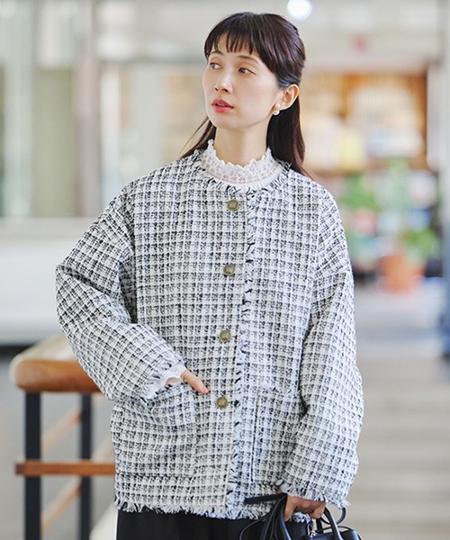 studio CLIP(スタディオクリップ)の「ボリュームレーススリーブブラウス《オケージョン2026SS》(シャツ/ブラウス・レディース・オフホワイト/ブラック/ライトグレー・FREE)」の4枚目の写真