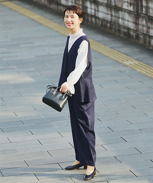 studio CLIP(スタディオクリップ)の「ボリュームレーススリーブブラウス《オケージョン2026SS》(シャツ/ブラウス・レディース・オフホワイト/ブラック/ライトグレー・FREE)」の8枚目の写真